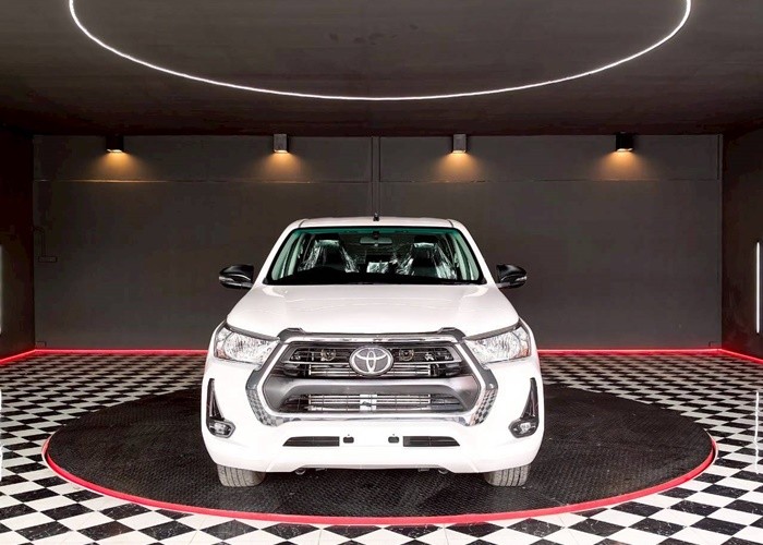Used 9
                    TOYOTA
                     for Sale Image