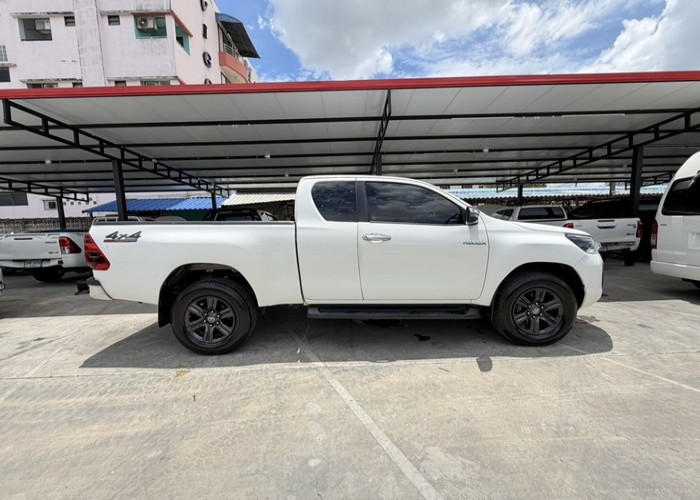 Used 4
                    TOYOTA
                     for Sale Image
