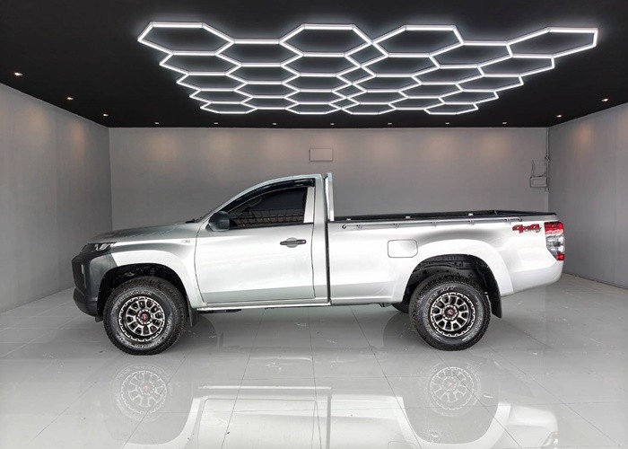 Used 4
                    MITSUBISHI
                     for Sale Image