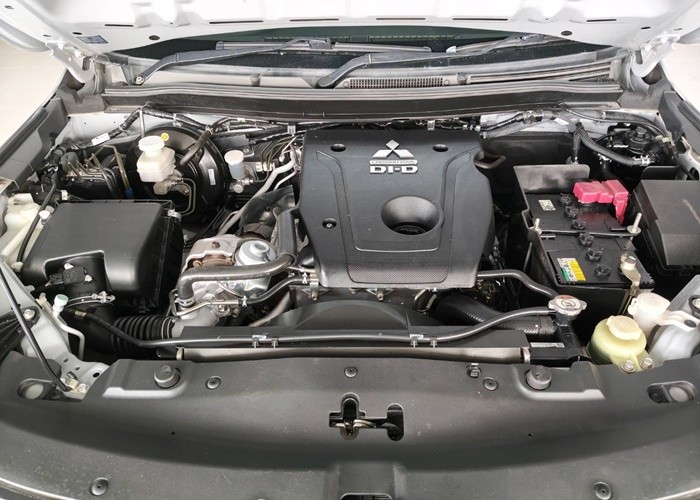 Used 4
                    MITSUBISHI
                     for Sale Image