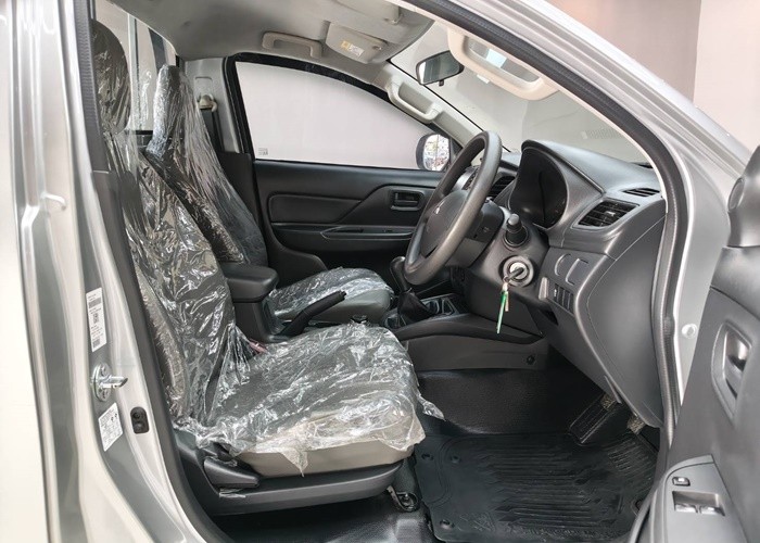 Used 4
                    MITSUBISHI
                     for Sale Image