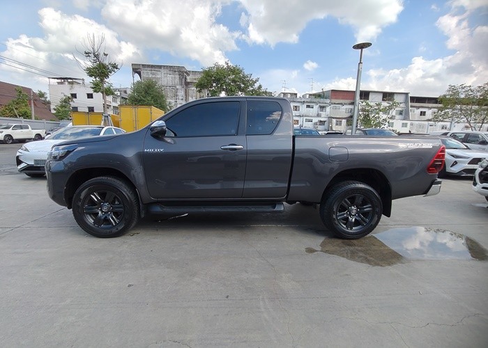 Used 7
                    TOYOTA
                     for Sale Image