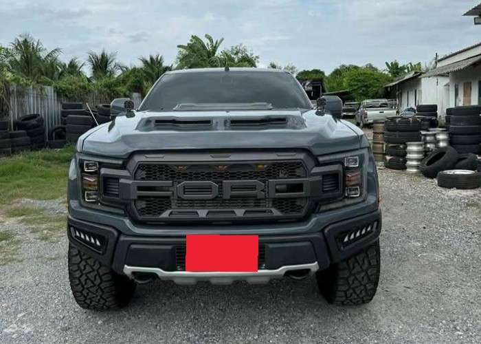 Used 8
                    FORD
                     for Sale Image