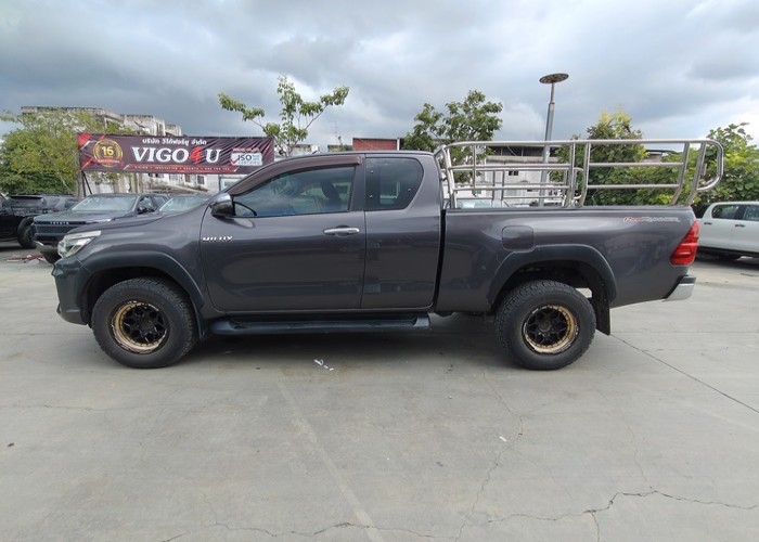 Used 7
                    TOYOTA
                     for Sale Image