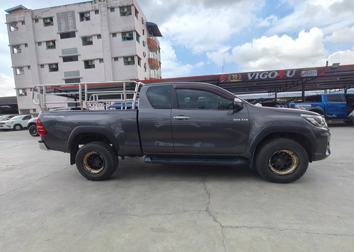 Used 7
                    TOYOTA
                     for Sale Image