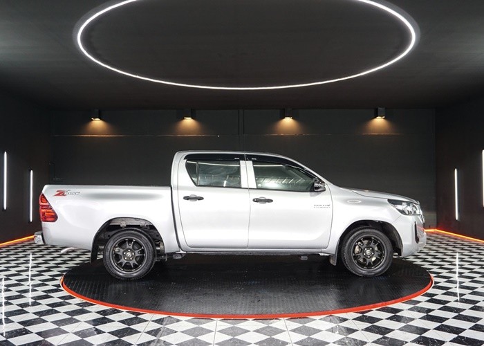 Used 9
                    TOYOTA
                     for Sale Image