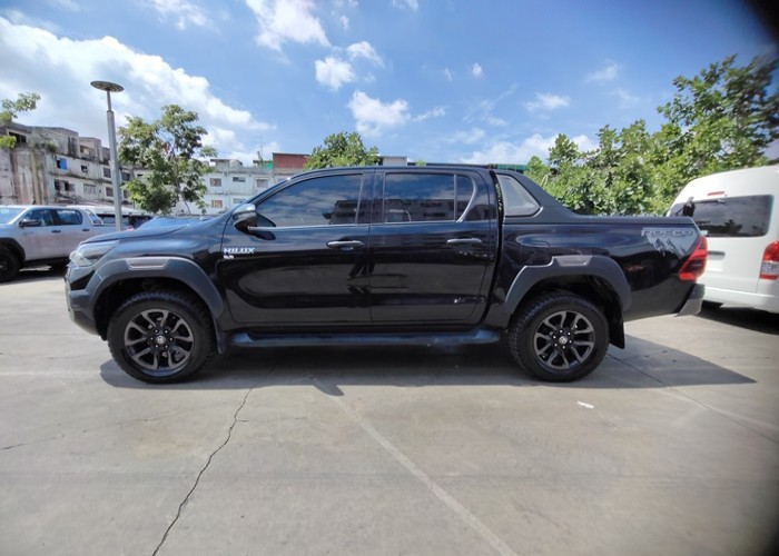 Used 11
                    TOYOTA
                     for Sale Image