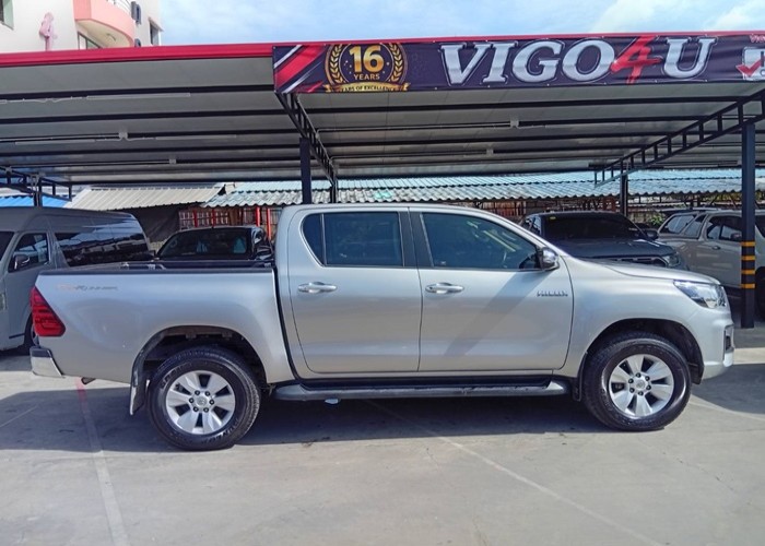 Used 9
                    TOYOTA
                     for Sale Image