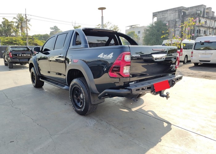 Used 12
                    TOYOTA
                     for Sale Image