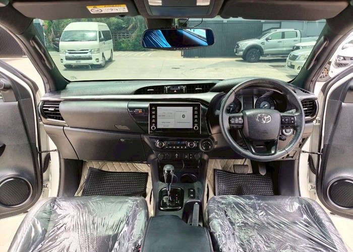Used 8
                    TOYOTA
                     for Sale Image
