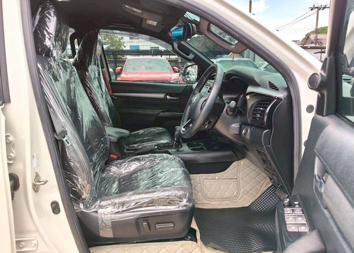 Used 8
                    TOYOTA
                     for Sale Image