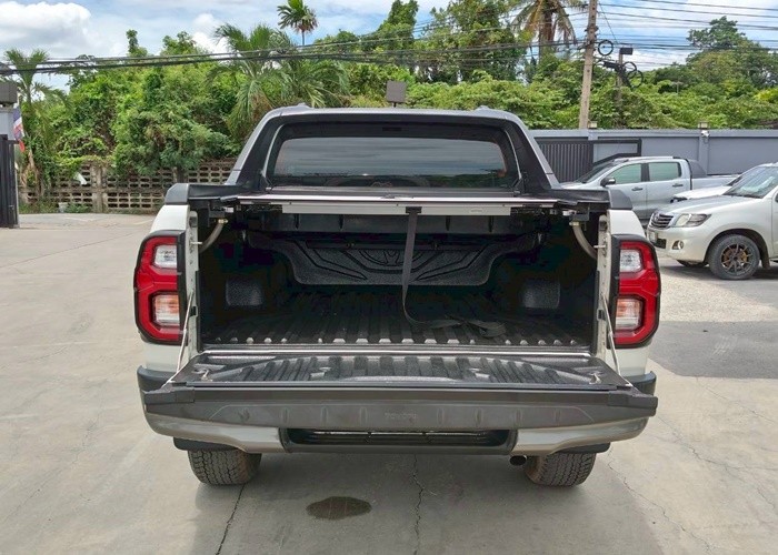 Used 8
                    TOYOTA
                     for Sale Image
