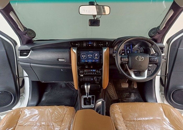 Used 8
                    TOYOTA
                     for Sale Image