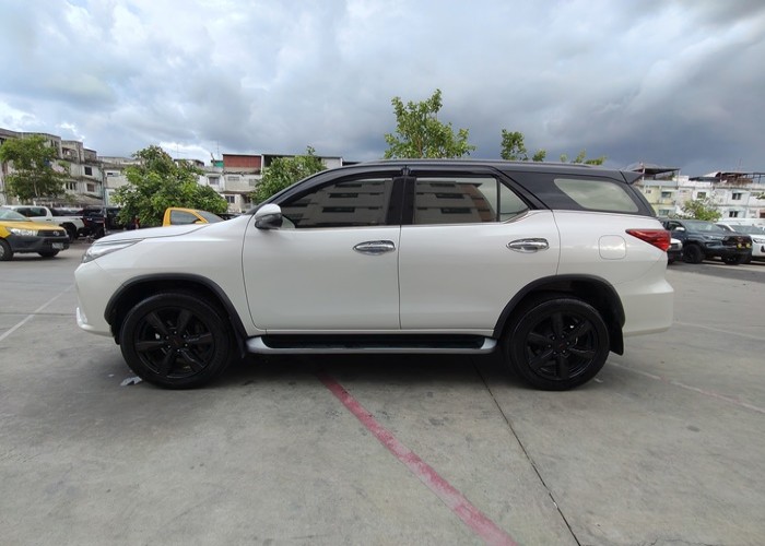 Used 1
                    TOYOTA
                     for Sale Image