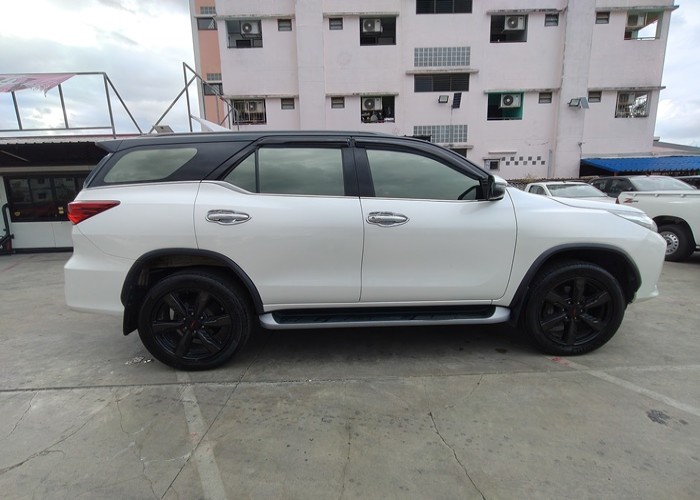 Used 1
                    TOYOTA
                     for Sale Image
