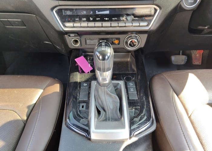 Used 5
                    ISUZU
                     for Sale Image