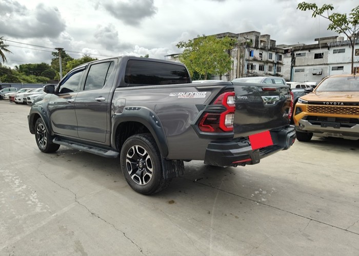Used 6
                    TOYOTA
                     for Sale Image