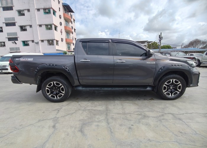 Used 6
                    TOYOTA
                     for Sale Image