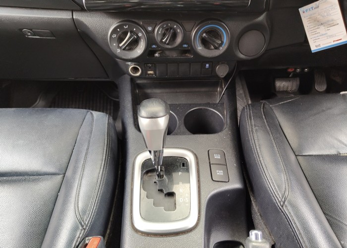 Used 6
                    TOYOTA
                     for Sale Image