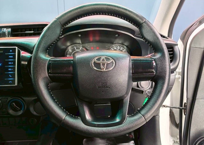Used 12
                    TOYOTA
                     for Sale Image