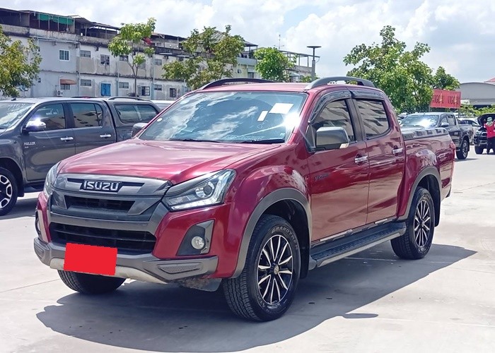 ISUZU
             
                 for Sale for Sale