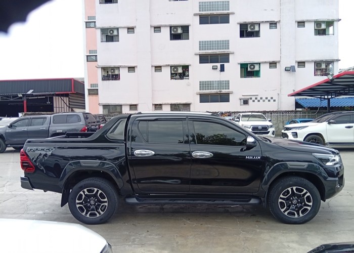 Used 11
                    TOYOTA
                     for Sale Image