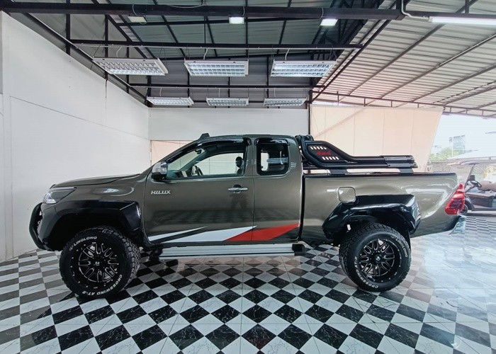 Used 7
                    TOYOTA
                     for Sale Image