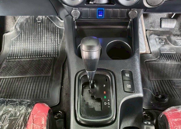 Used 10
                    TOYOTA
                     for Sale Image