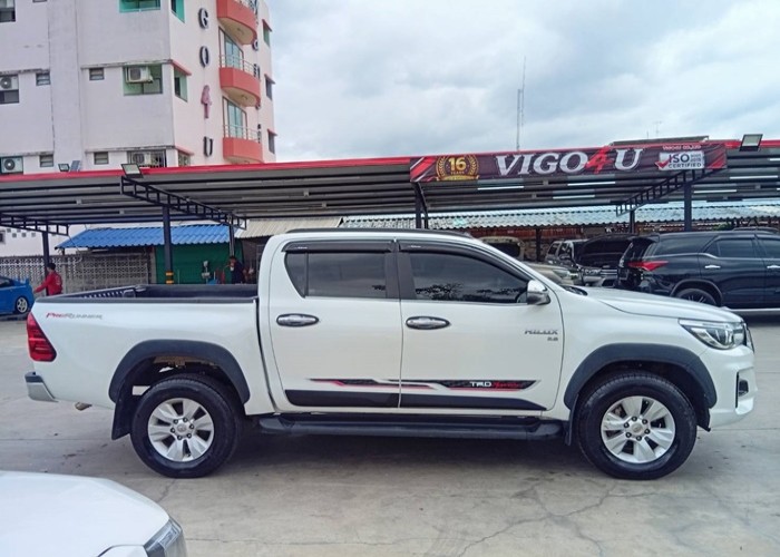 Used 4
                    TOYOTA
                     for Sale Image