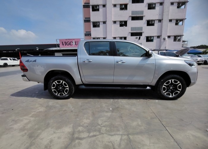 Used 10
                    TOYOTA
                     for Sale Image