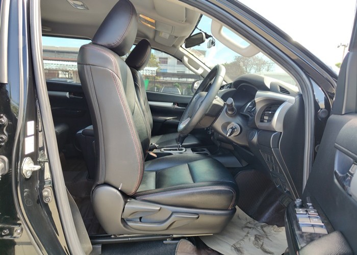 Used 8
                    TOYOTA
                     for Sale Image