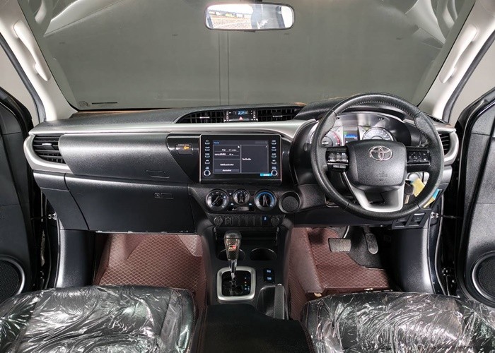 Used 8
                    TOYOTA
                     for Sale Image
