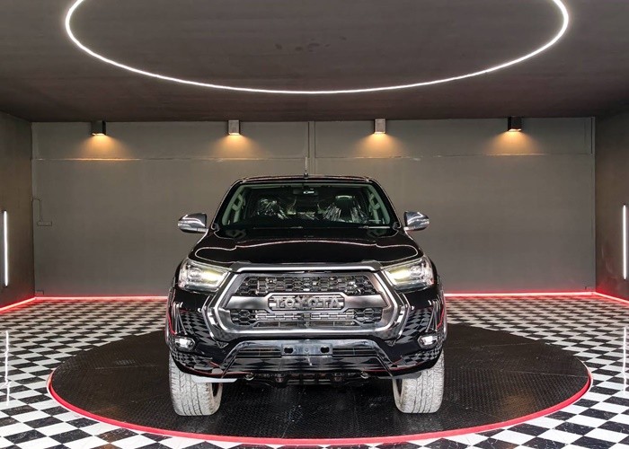 Used 8
                    TOYOTA
                     for Sale Image