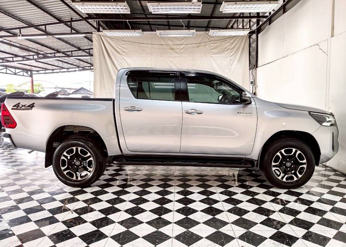 Used 3
                    TOYOTA
                     for Sale Image