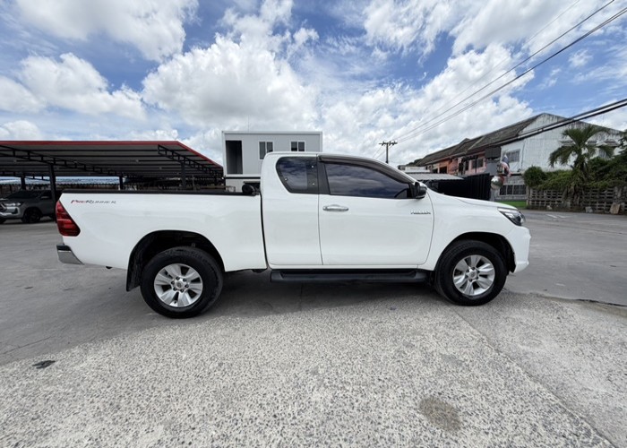 Used 9
                    TOYOTA
                     for Sale Image