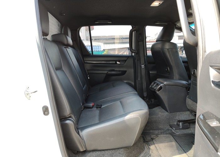 Used 5
                    TOYOTA
                     for Sale Image