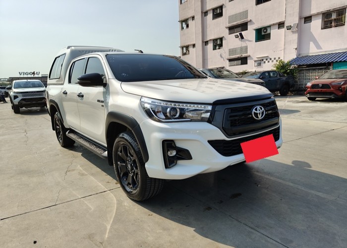Used 5
                    TOYOTA
                     for Sale Image