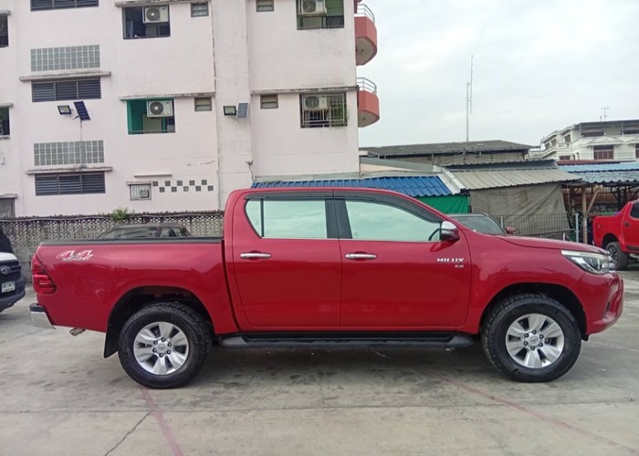 Used 10
                    TOYOTA
                     for Sale Image