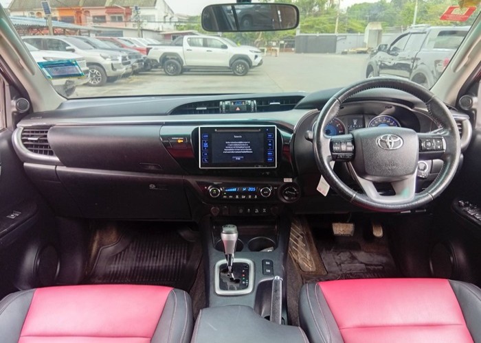 Used 10
                    TOYOTA
                     for Sale Image