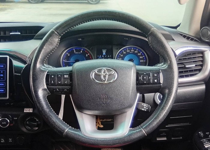 Used 10
                    TOYOTA
                     for Sale Image
