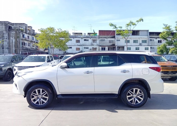 Used 12
                    TOYOTA
                     for Sale Image