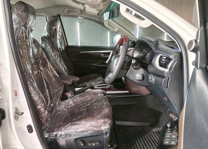 Used 12
                    TOYOTA
                     for Sale Image