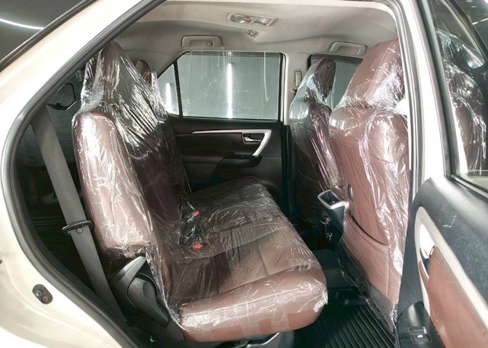 Used 12
                    TOYOTA
                     for Sale Image