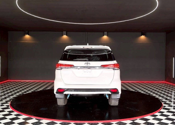 Used 12
                    TOYOTA
                     for Sale Image