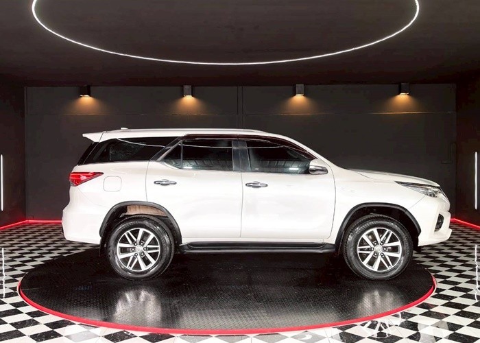Used 12
                    TOYOTA
                     for Sale Image