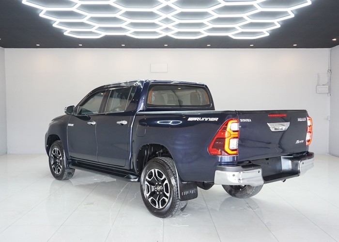 Used 9
                    TOYOTA
                     for Sale Image