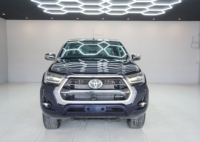 Used 9
                    TOYOTA
                     for Sale Image