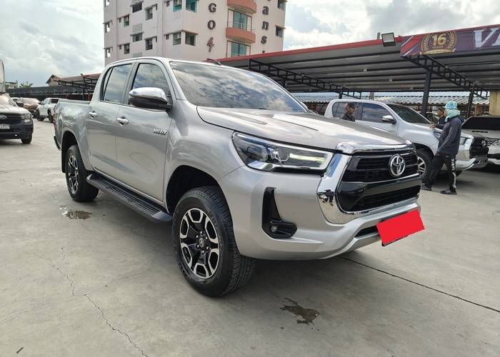 Used 8
                    TOYOTA
                     for Sale Image