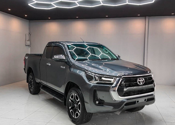 Used 6
                    TOYOTA
                     for Sale Image