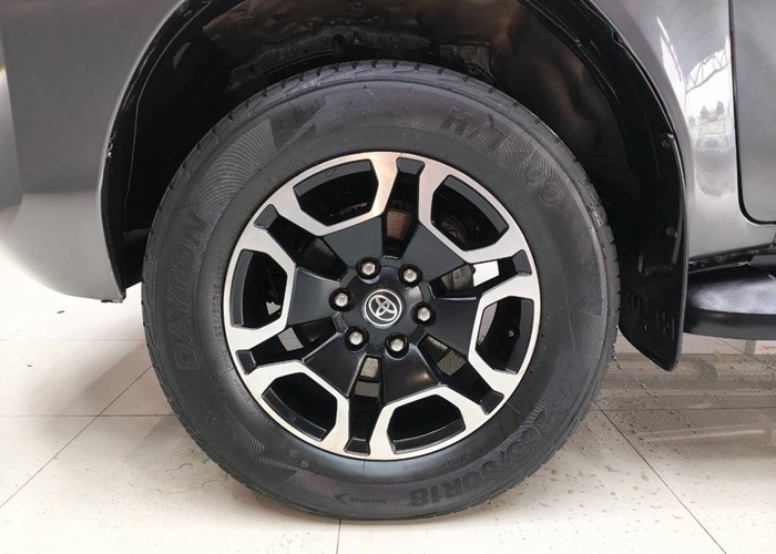 Used 6
                    TOYOTA
                     for Sale Image